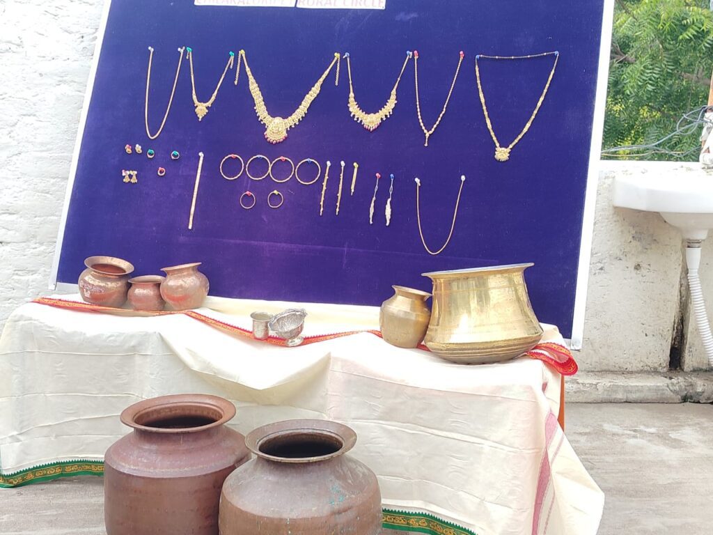 ఉత్తమ ప్రతిభ కనపర్చిన చిలకలూరిపేట రూరల్ పోలీస్ లు