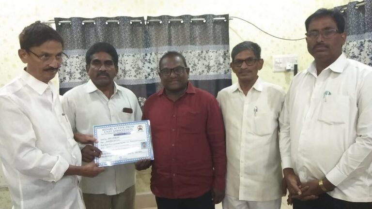 కేసరి యాక్టీవ్ ప్రెస్ యూనిట్ అసోసియేషన్ చీరాల టౌన్ ప్రెసిడెంట్ గా నియమితులైన కారుమంచి వీరాంజనేయులు