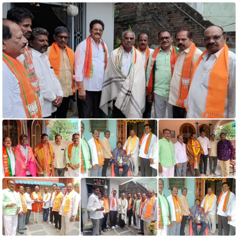 గురు పౌర్ణమి సందర్భంగా గురువులను సత్కరించిన చిలకలూరిపేట బిజెపి నాయకులు