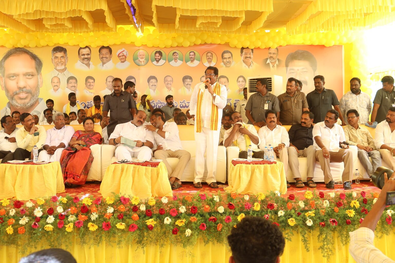 మార్కెట్ యార్డ్ కమిటీ ప్రమాణ స్వీకారం కార్యక్రమంలో : మంత్రి అచ్చం నాయుడు