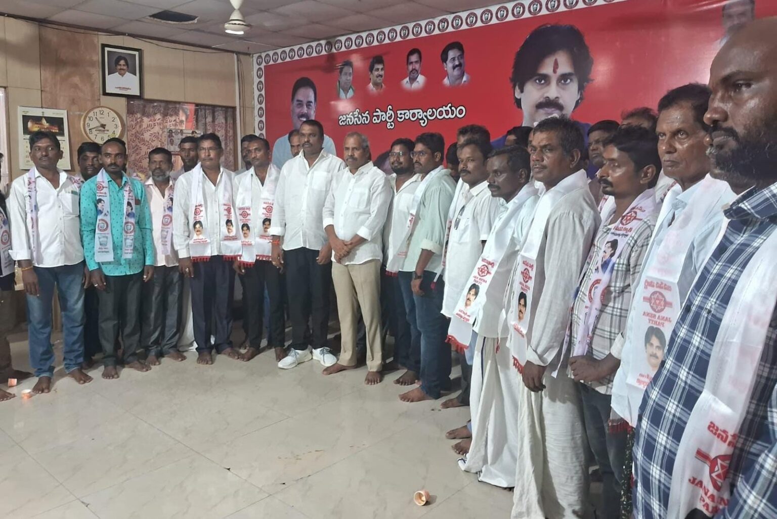 జగ్గాపురంలో వైసీపీకి షాక్