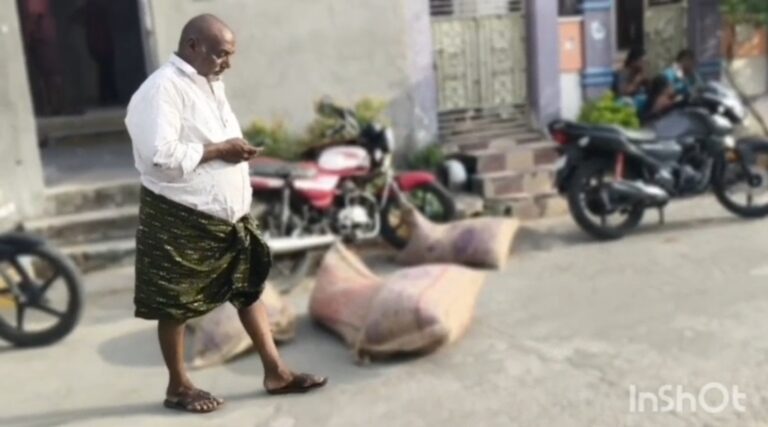 అక్రమ పీడీఎస్ రేషన్ స్వాధీనం