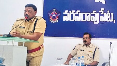 పల్నాడు పోలీస్ ఎస్పీ గారికి బీజేపీ ఆధ్వర్యంలో పిర్యాదు ఇవ్వడం జరిగింది