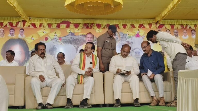 మాజీమంత్రి, శాసనసభ్యులు ప్రత్తిపాటి పుల్లారావు ఆహ్వానం మేరకు ఎడ్ల ప్రదర్శనకు అతిరథ మహారధులు