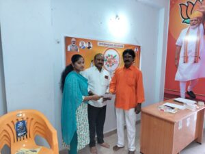 పిడుగురాళ్ల పట్టణంలో జనతా వారధి కార్యక్రమం నిర్వహించడం జరిగింది