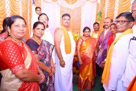 టీడ్కో హోసింగ్ సముదయం లొ శ్రీ సీతారాముల కళ్యాణ మహోత్సవంలో పాల్గొన్న శాసనసభ్యులు సభ్యులు శ్రీ పత్తిపాటి పుల్లారావు