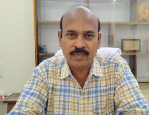 ప్రభుత్వ ఉత్తర్వుల మేరకే వేలంపాటలు నిర్వహిస్తున్నాము.మున్సిపల్ కమిషనర్ పీ. శ్రీ హరిబాబు